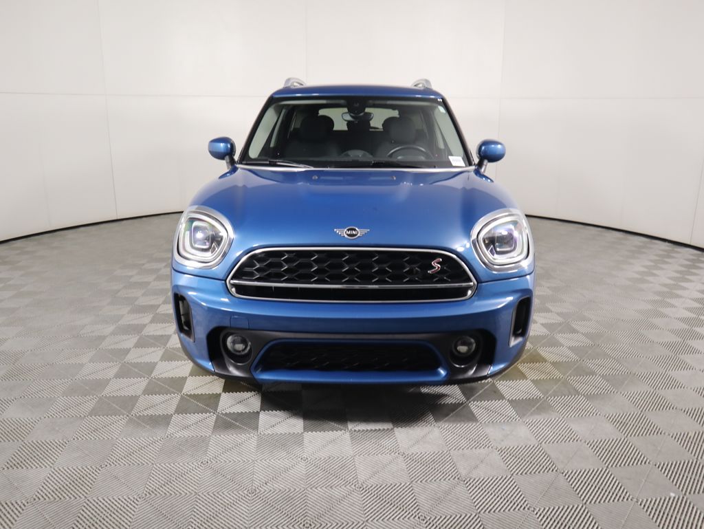 2022 Mini Countryman ALL4 Classic photo 2