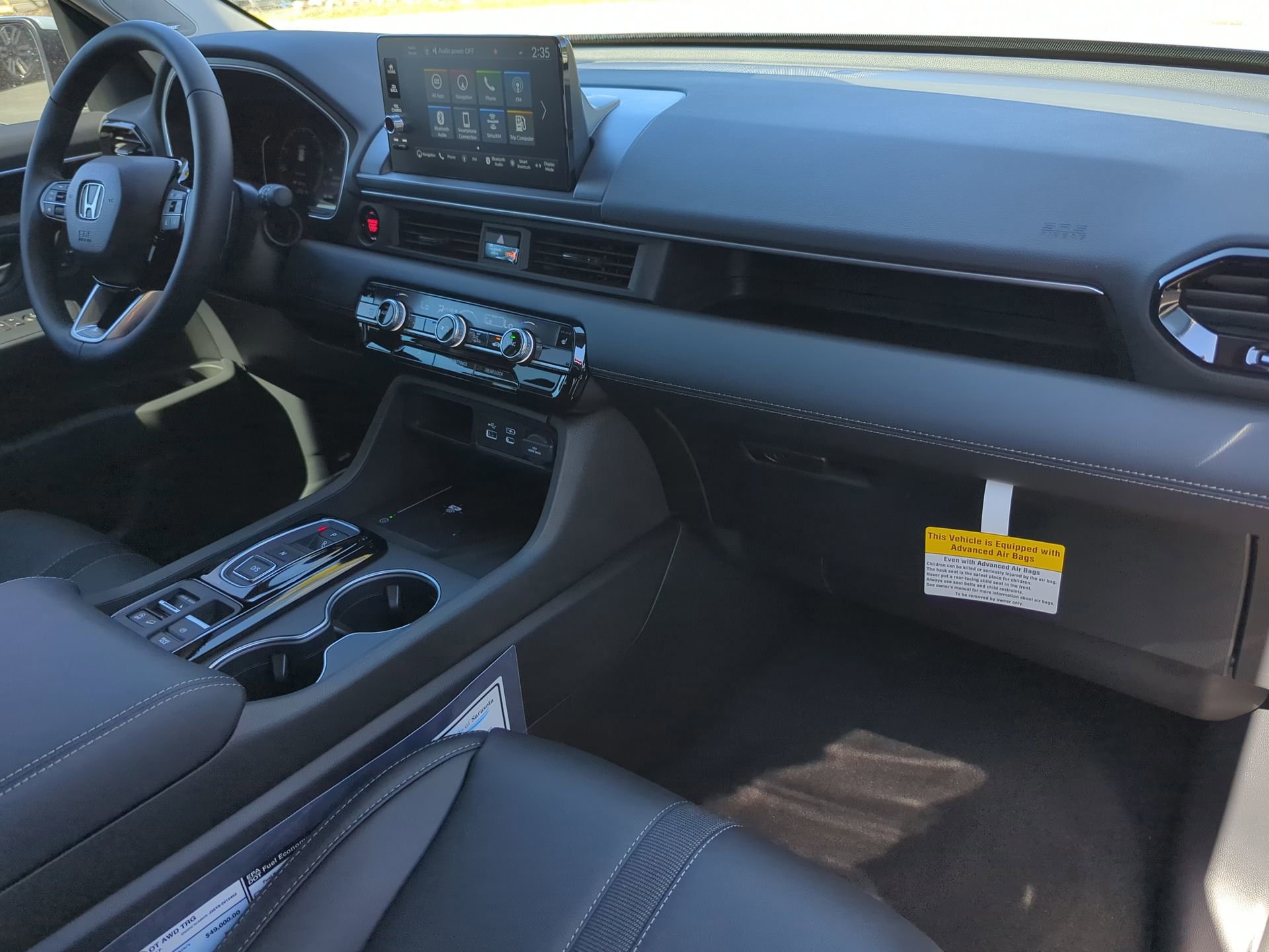2025 Honda Pilot Touring photo 13