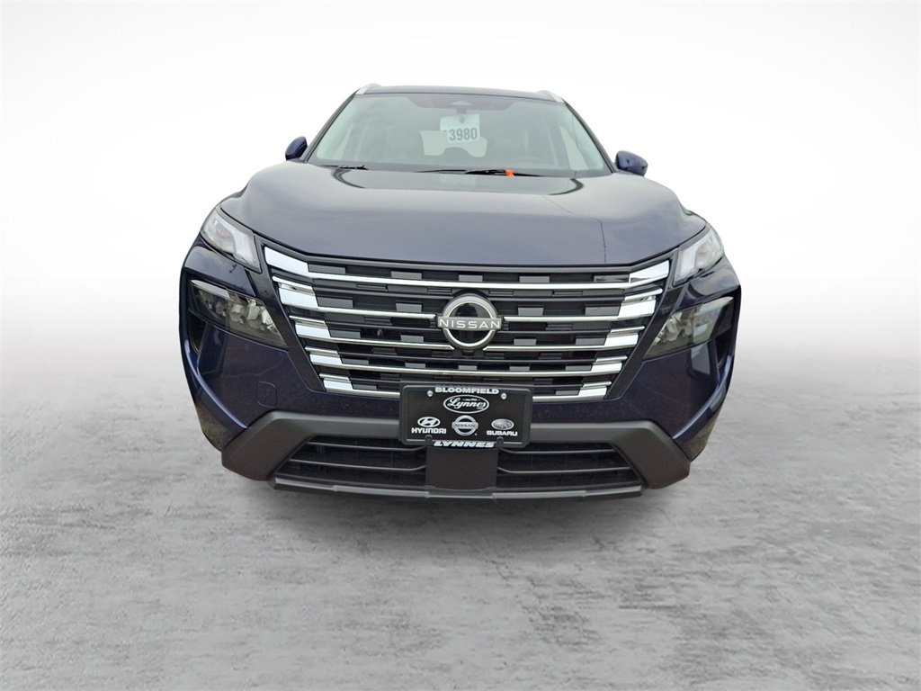 2026 Nissan Rogue SV photo 2