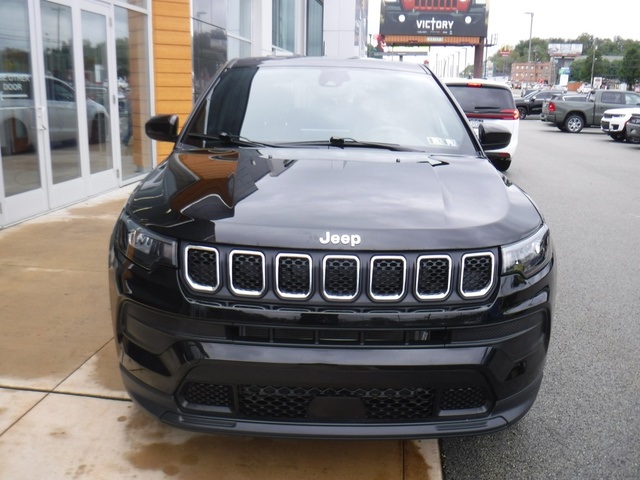2023 Jeep Compass Sport photo 4