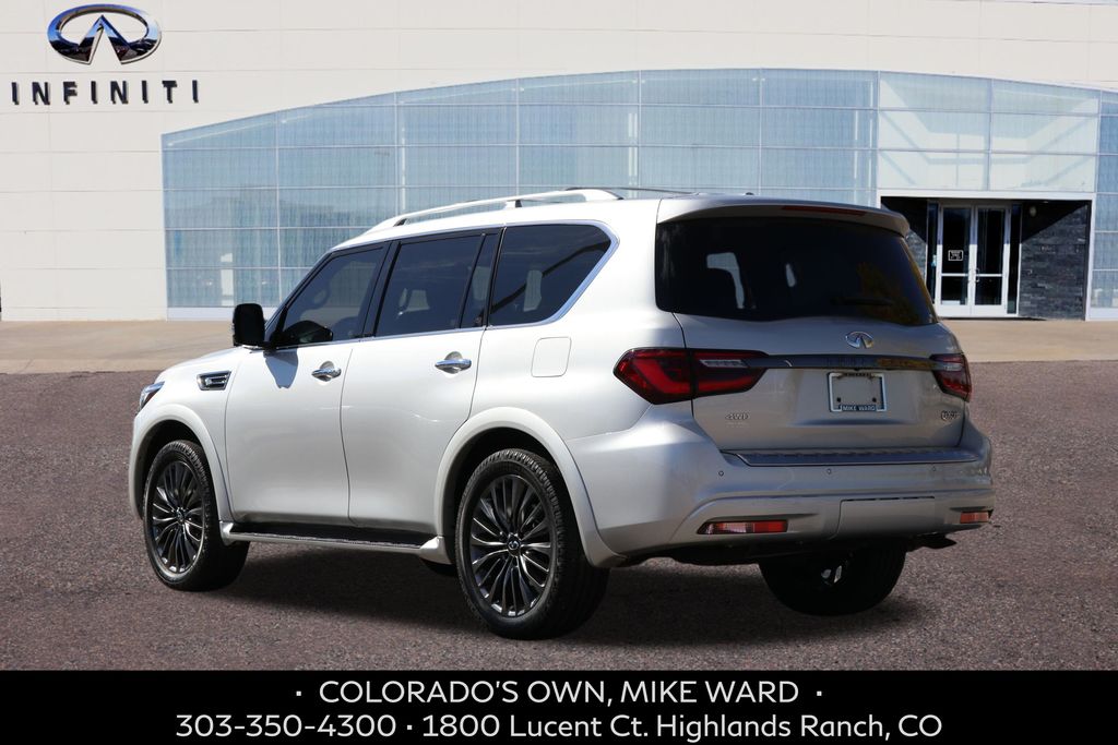 2022 Infiniti QX80 Premium Select photo 2
