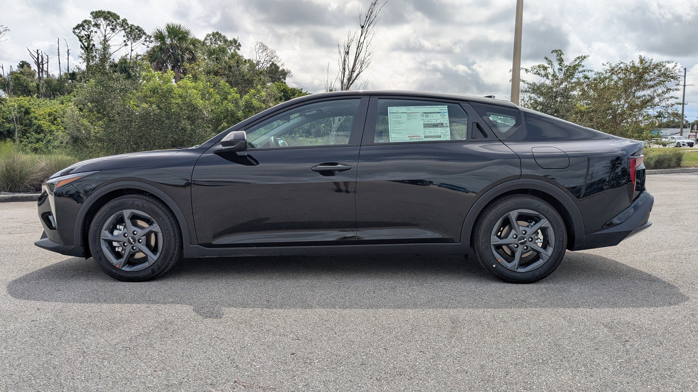 2025 Kia K4 LXS photo 7