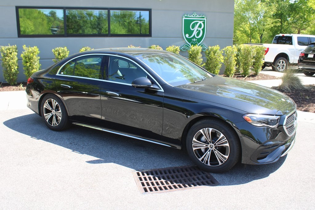 2025 Mercedes Benz E 350 4MATIC Sedan photo 2