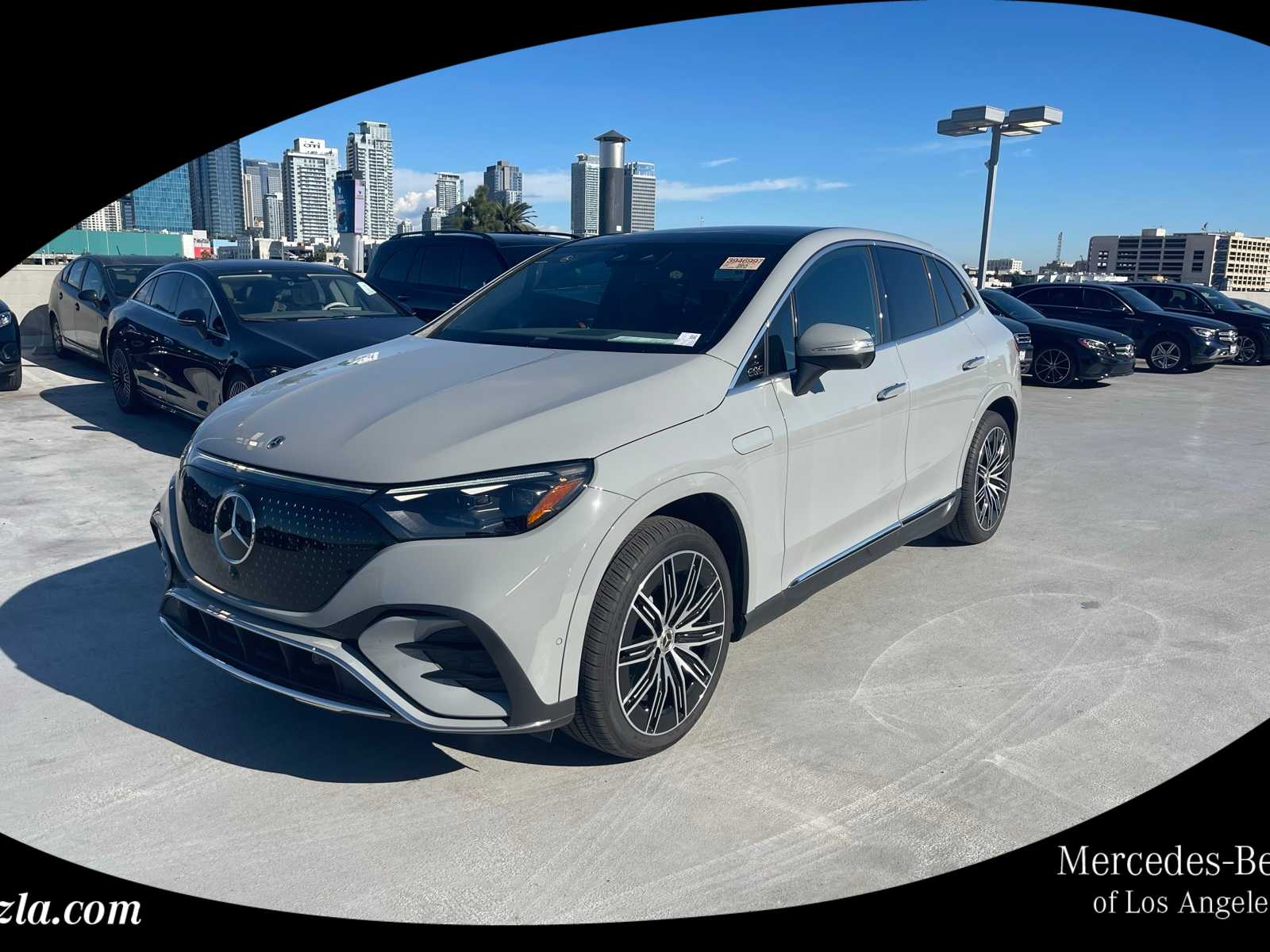 2025 Mercedes-Benz EQE SUV Base's photo