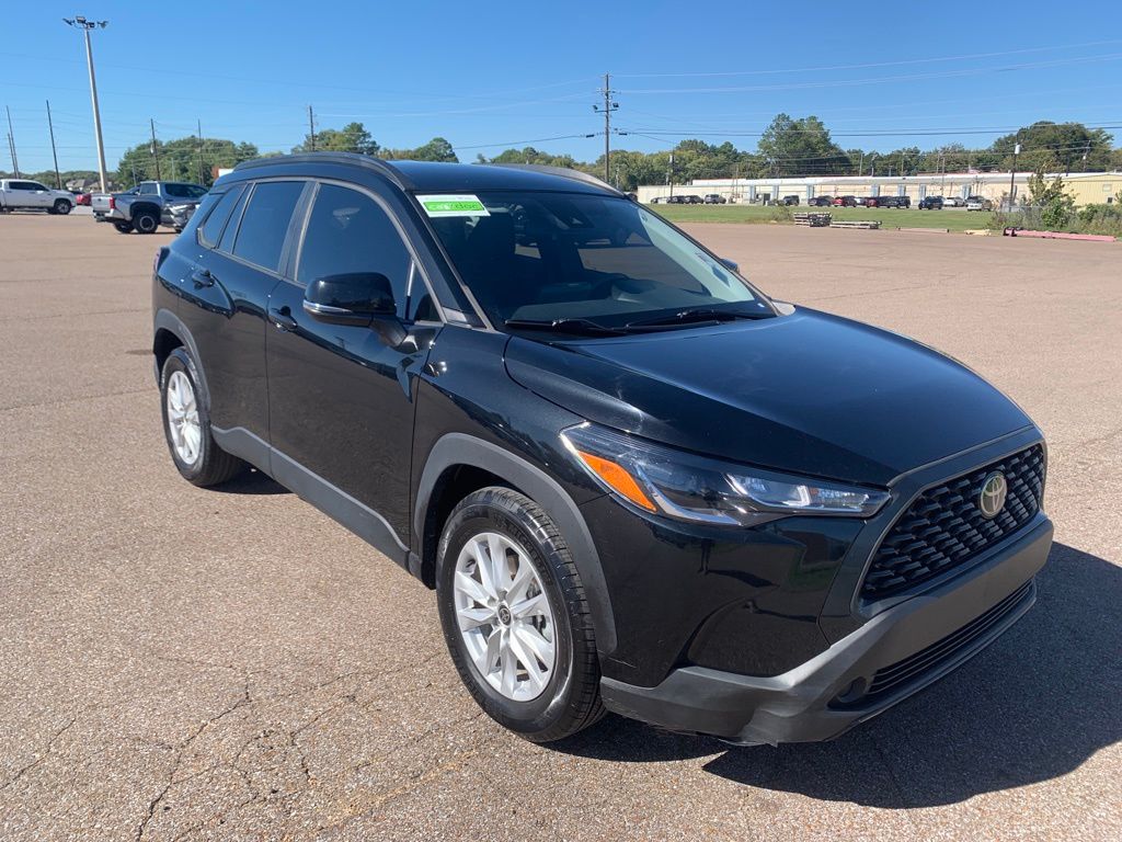 2022 Toyota Corolla Cross LE