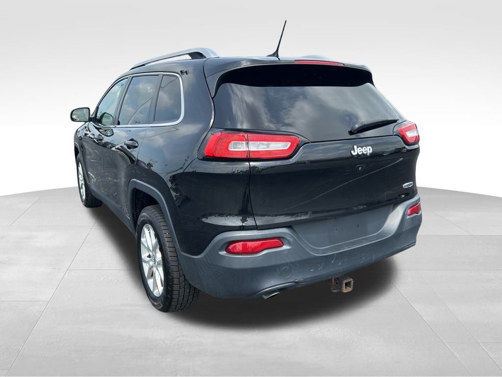 2015 Jeep Cherokee Latitude photo 3