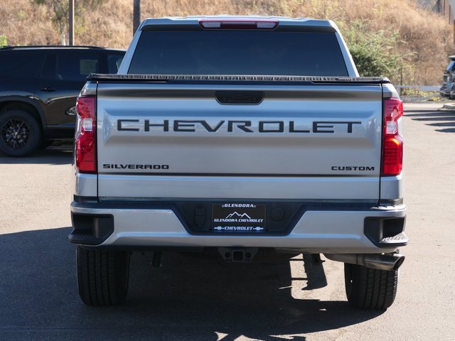 2023 Chevrolet Silverado 1500 Custom photo 4