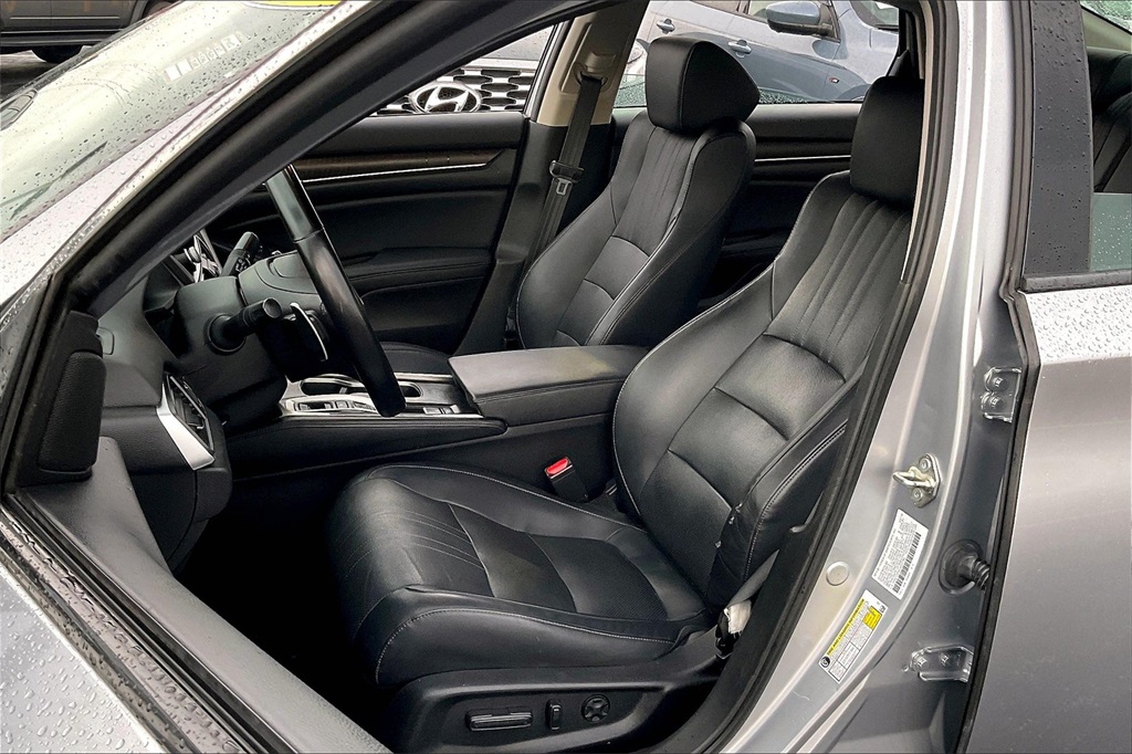 2018 Honda Accord EX-L 2.0T photo 22