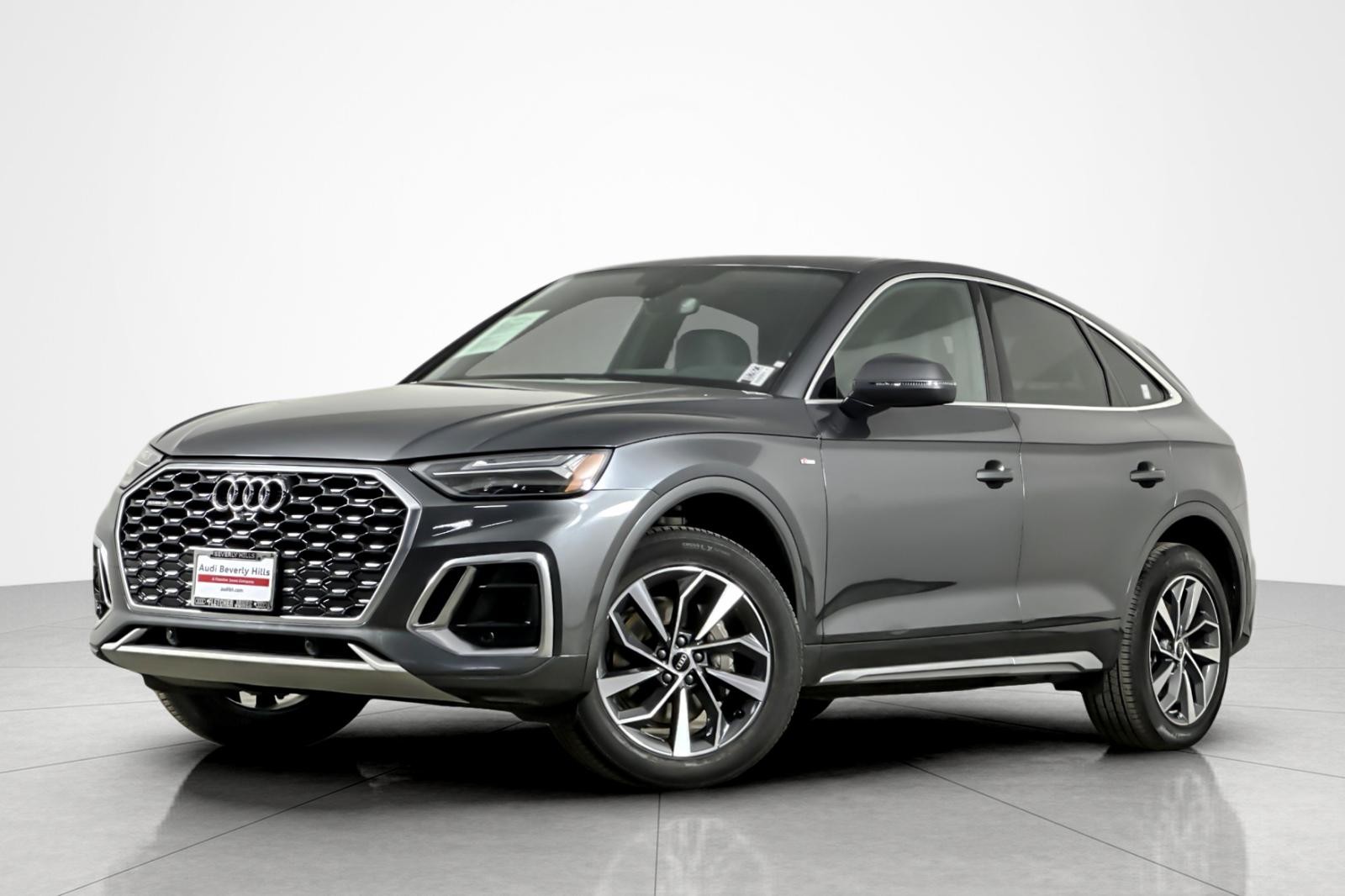2023 Audi Q5 Sportback Premium Plus's photo