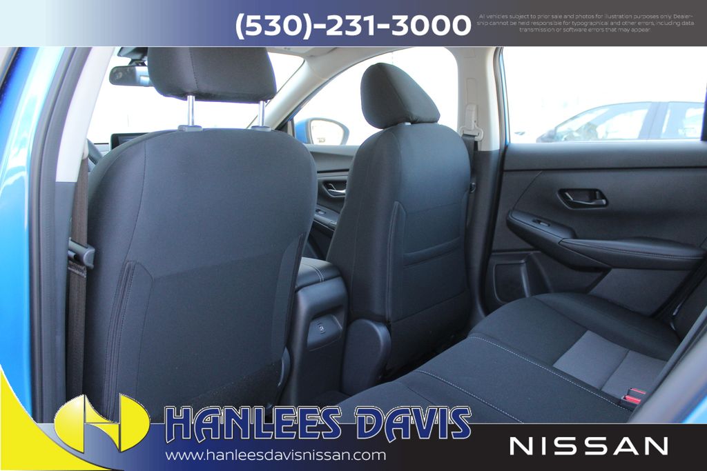 2025 Nissan Sentra SV photo 13
