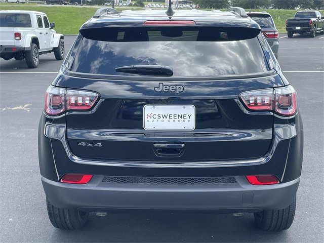 2025 Jeep Compass Latitude photo 3
