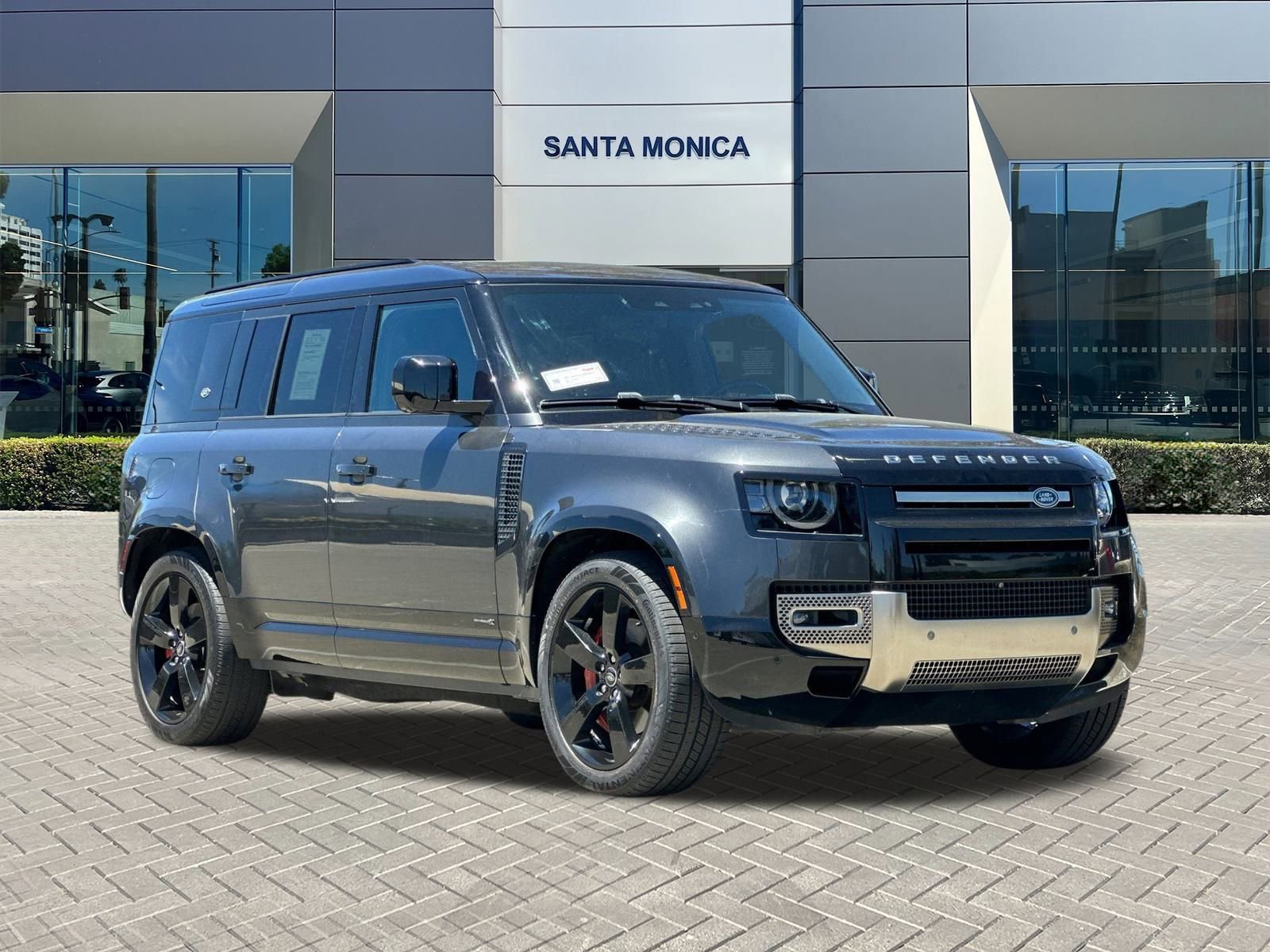 2022 Land Rover Defender 110 X photo 4