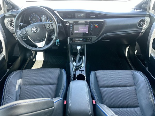 2019 Toyota Corolla L photo 10