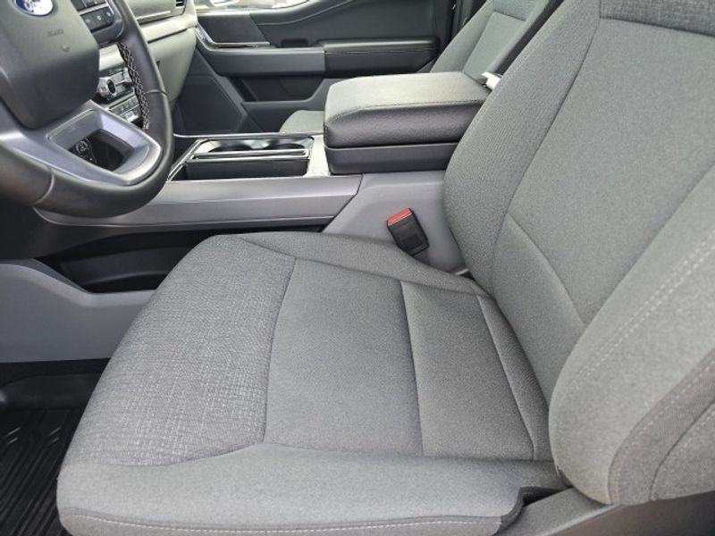 2024 Ford F-150 XLT photo 12