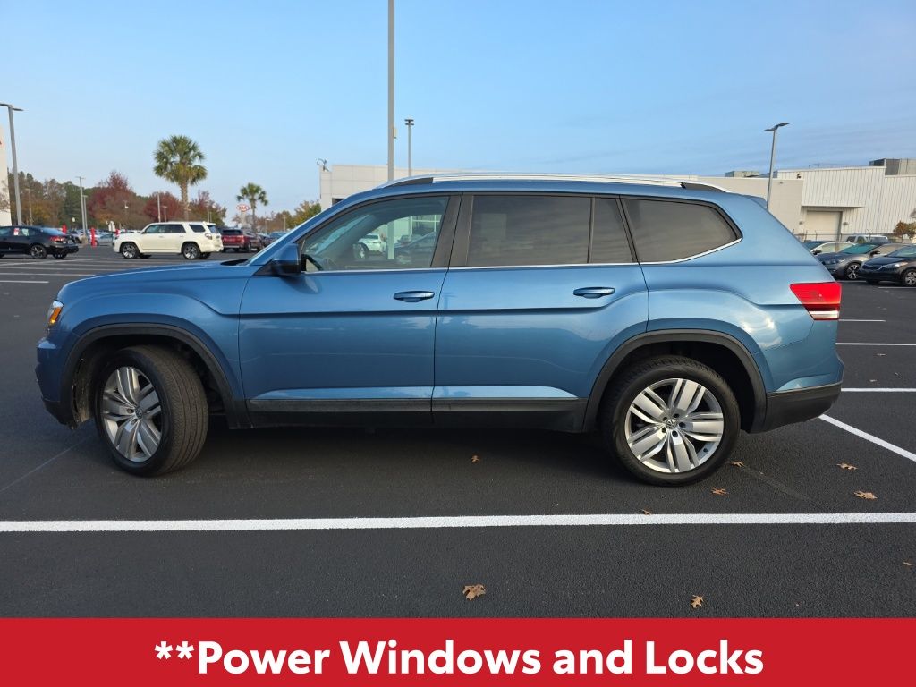 2019 Volkswagen Atlas V6 SE photo 3