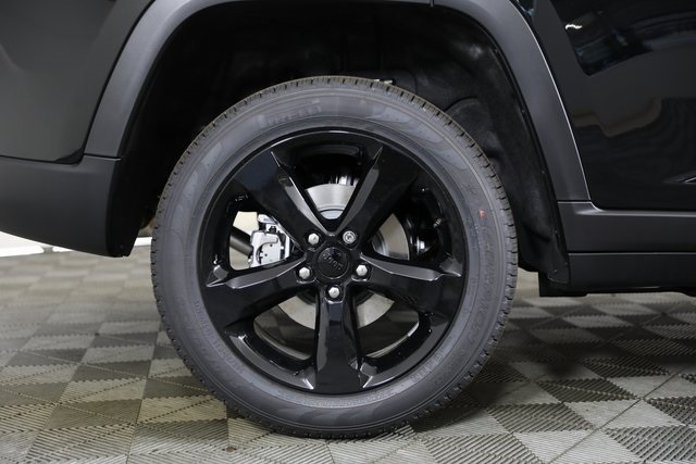 2025 Jeep Grand Cherokee Limited photo 23