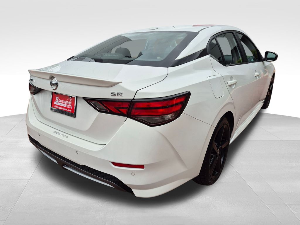 2023 Nissan Sentra SR photo 8