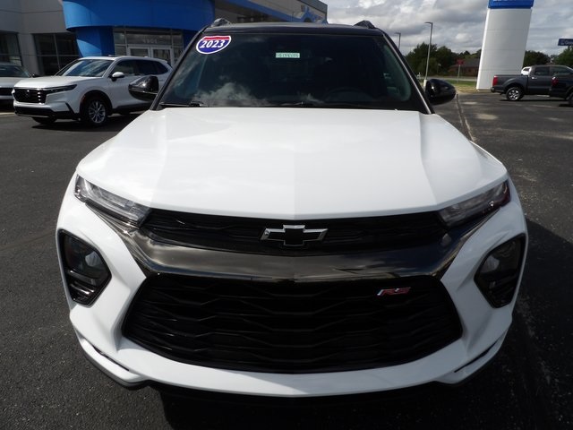2023 Chevrolet Trailblazer RS photo 2