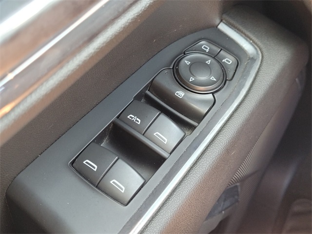 2023 Chevrolet Silverado 1500 LT photo 23
