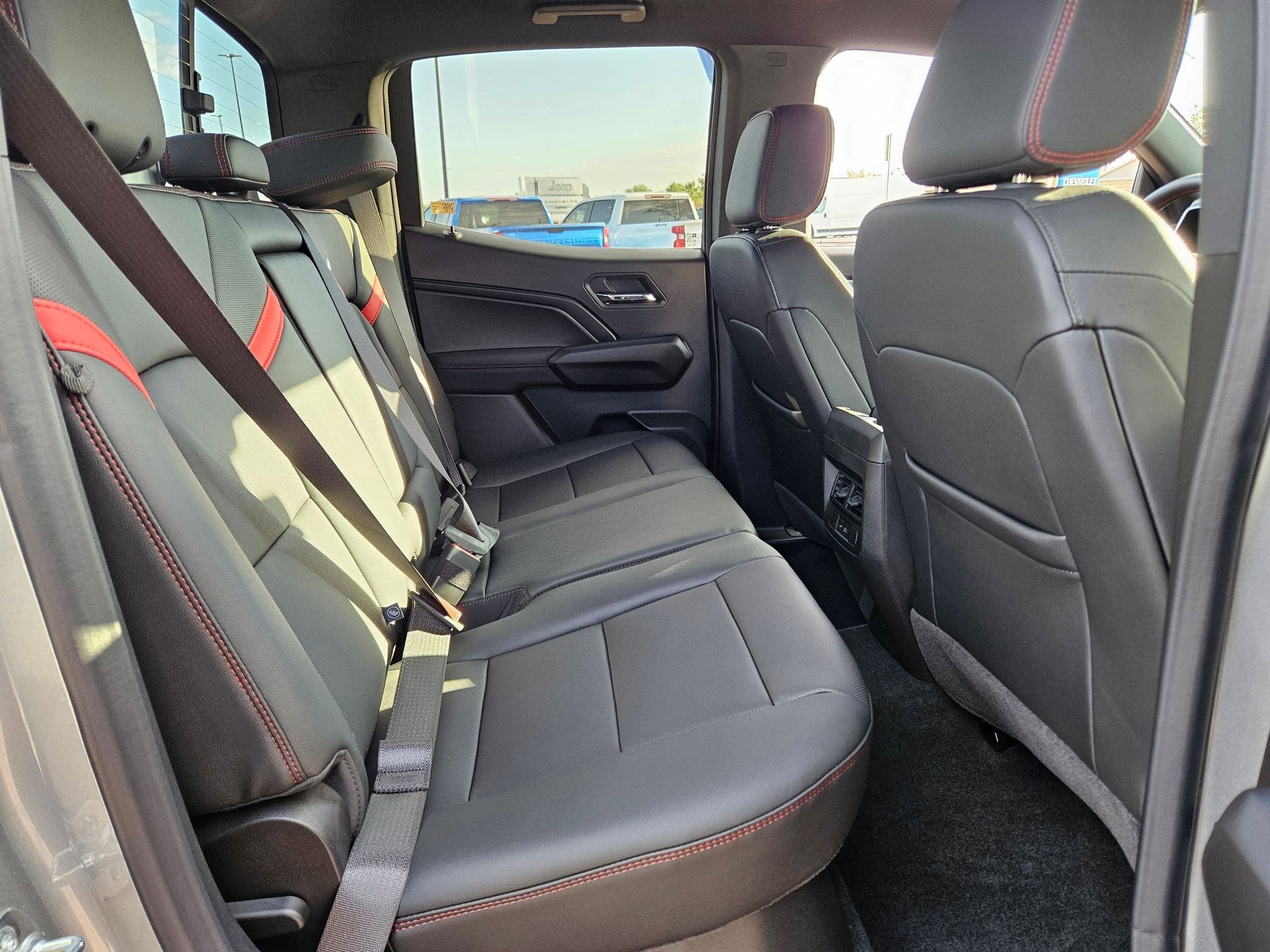 2026 Chevrolet Colorado Z71 photo 17