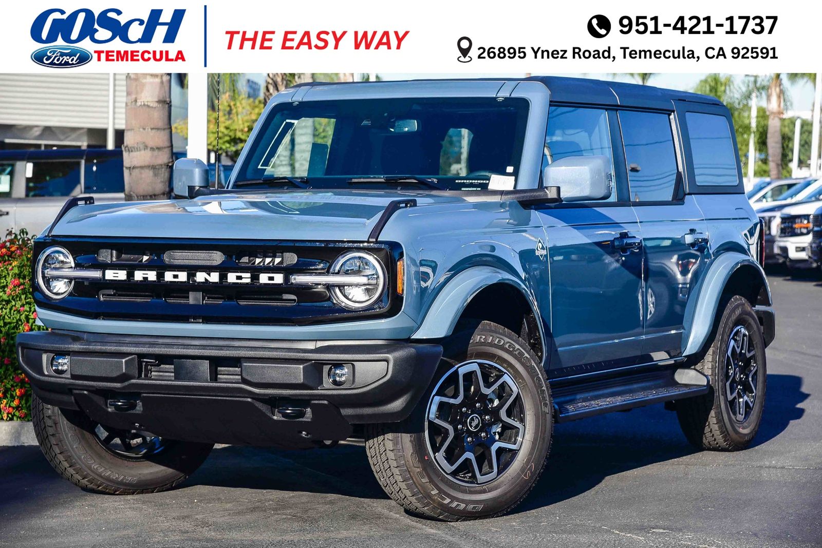 2025 Ford Bronco 4-Door Outer Banks's photo