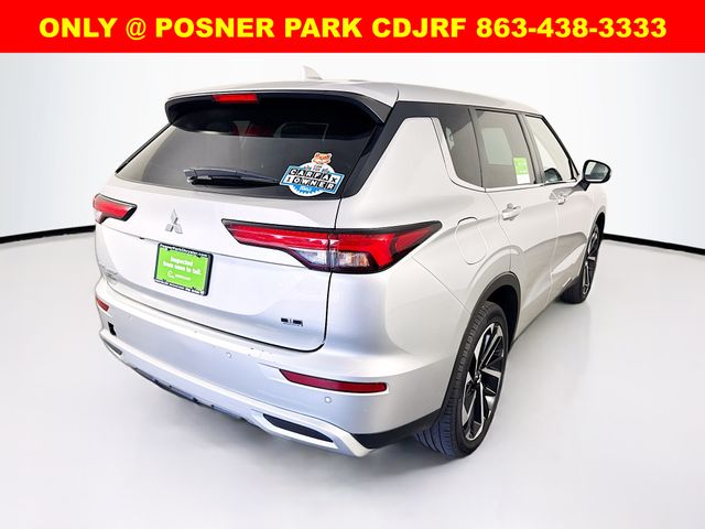 2023 Mitsubishi Outlander SE photo 7