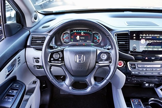 Used 2022 Blue Honda Touring image 22