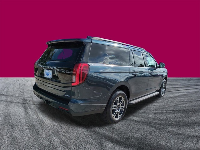 2025 Ford Expedition MAX photo 4