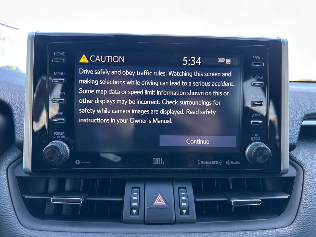 2020 Toyota RAV4 Hybrid XSE photo 10