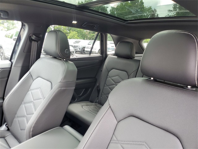 2026 Volkswagen Atlas Cross Sport SE Technology photo 22
