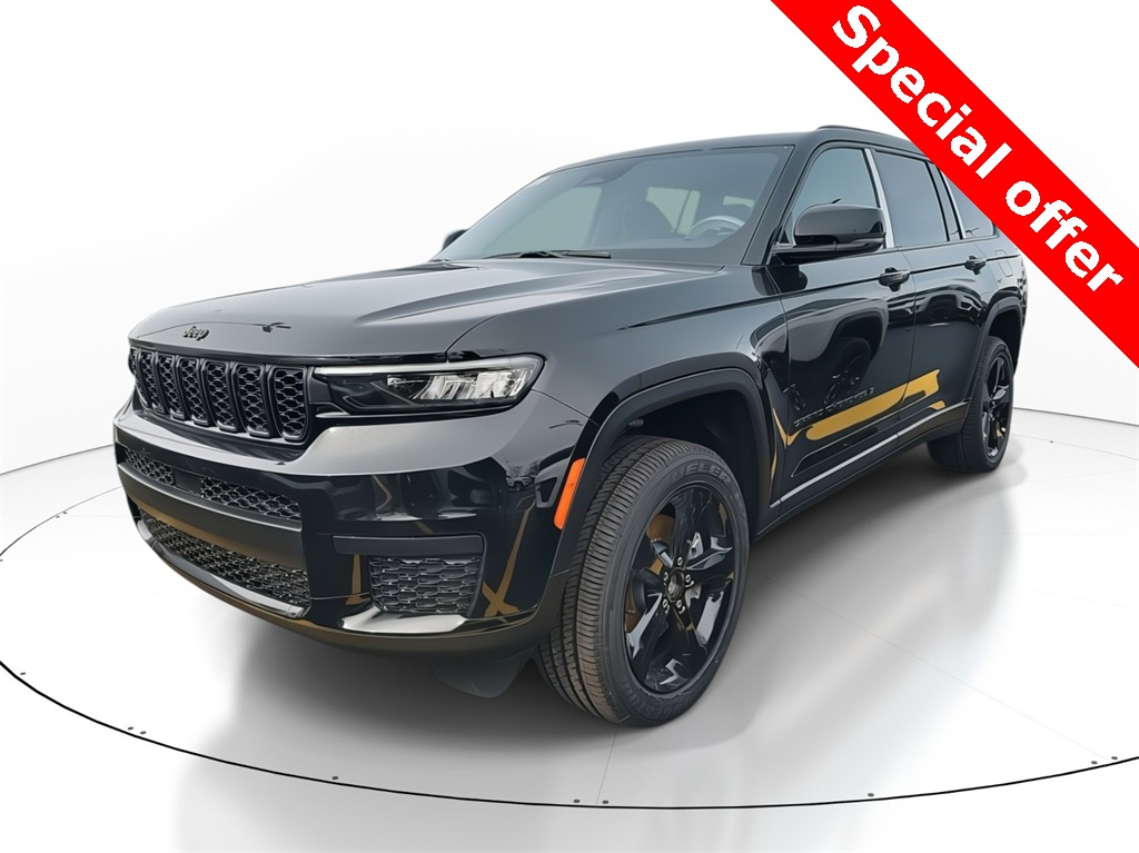 2025 Jeep Grand Cherokee Laredo Altitude photo 2