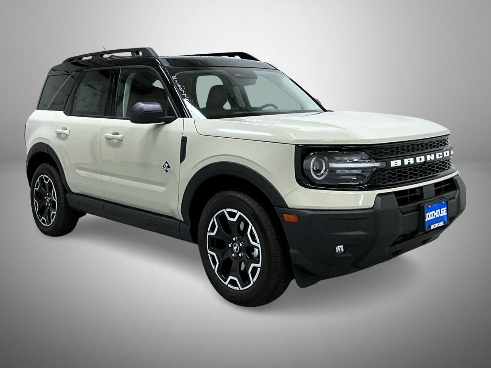2025 Ford Bronco Sport Outer Banks photo 3