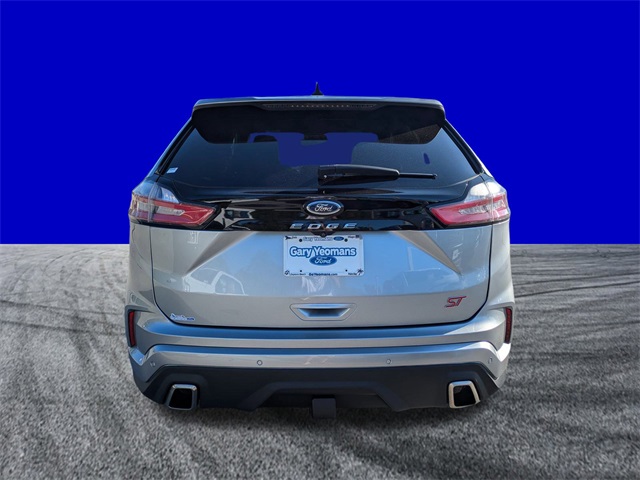 2022 Ford Edge ST photo 5
