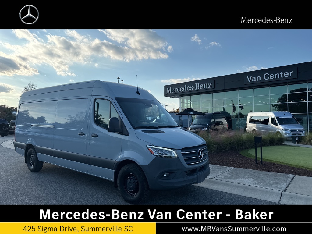 2023 Mercedes-Benz Sprinter Cargo Van Base's photo