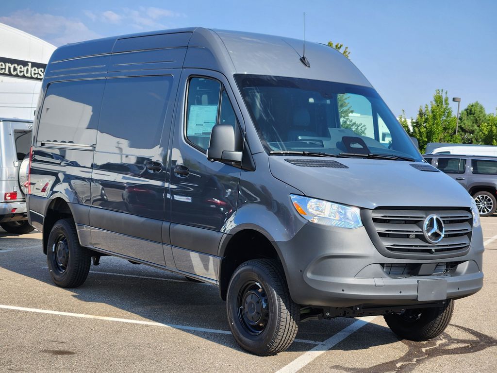 2025 Mercedes-Benz Sprinter Cargo Van Base's photo