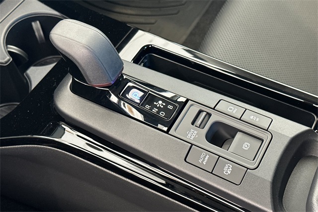 2026 Toyota Prius Plug-in Hybrid XSE photo 22
