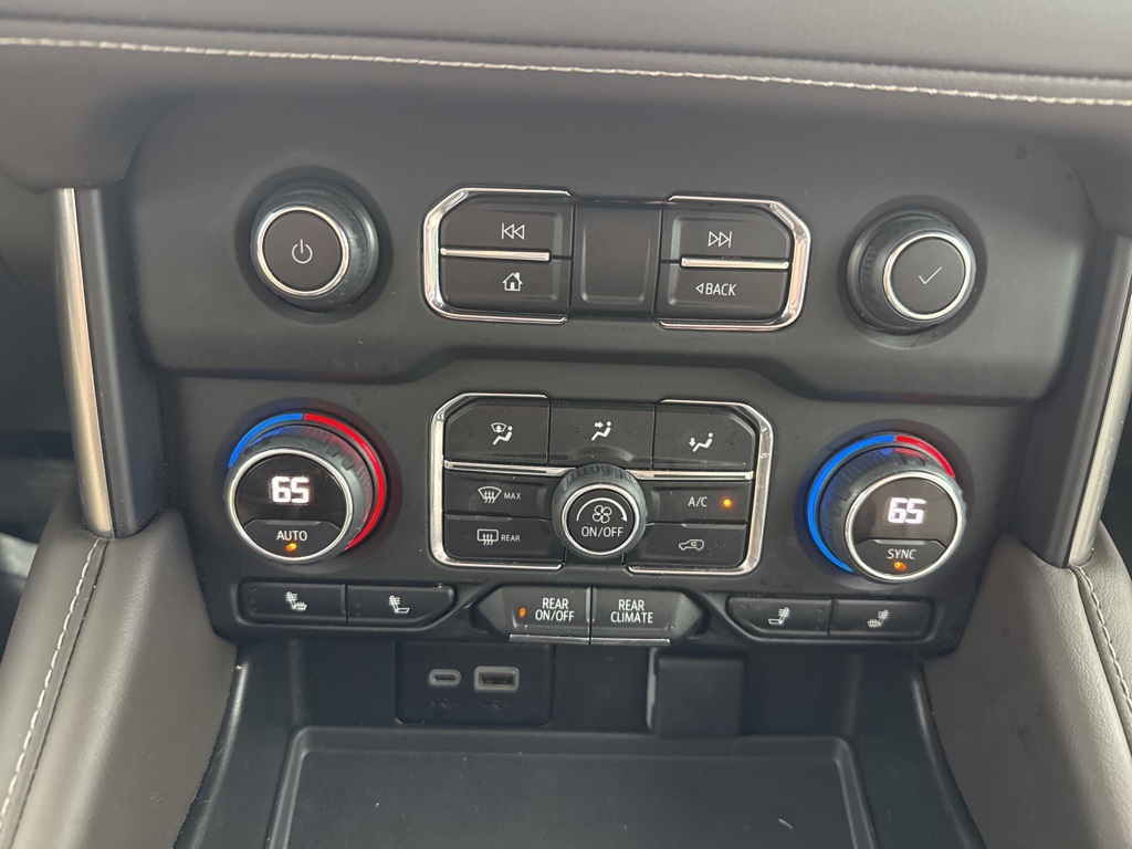 2023 Chevrolet Tahoe Z71 photo 5