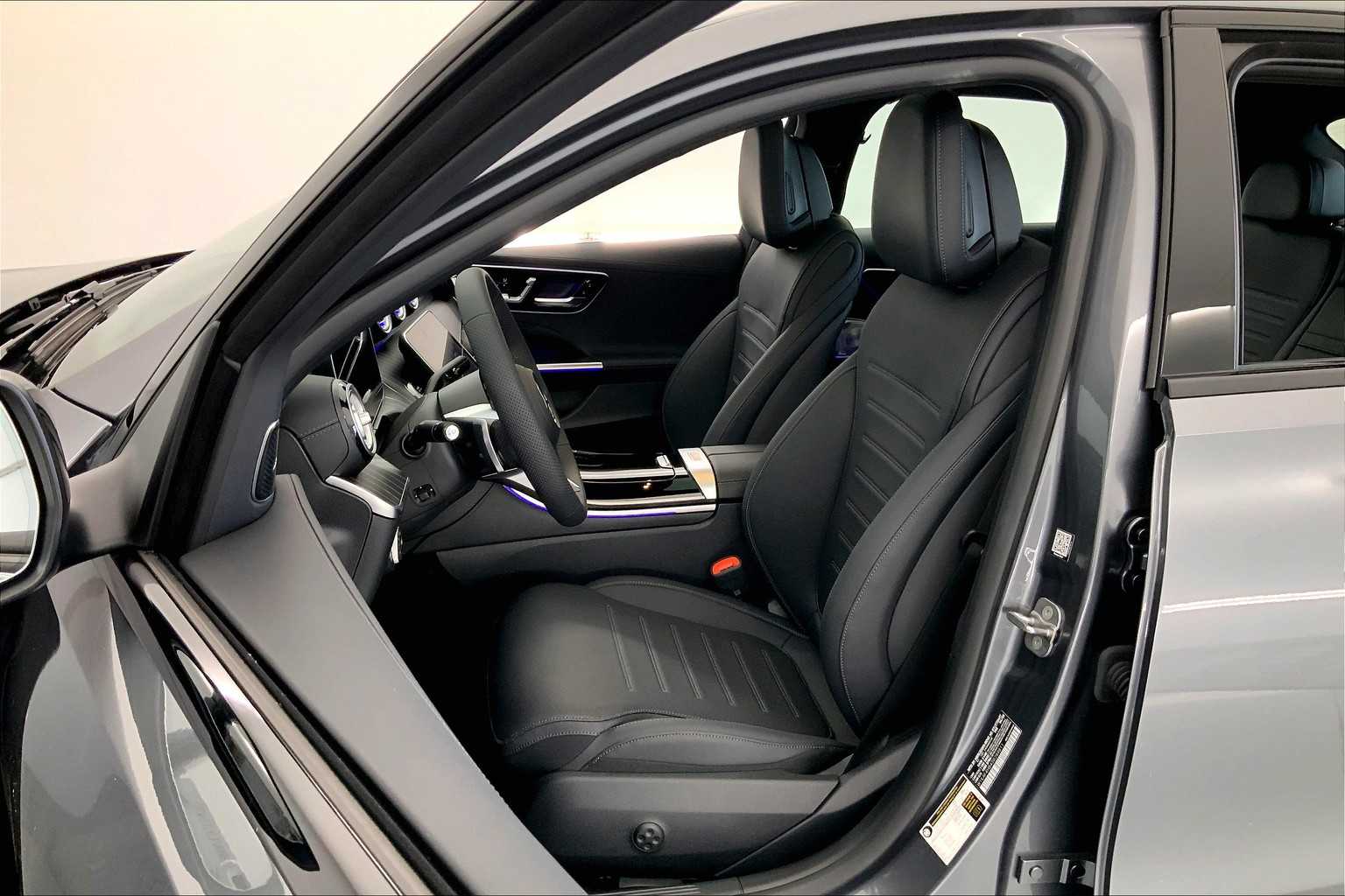 2025 Mercedes Benz C 300 4MATIC photo 10