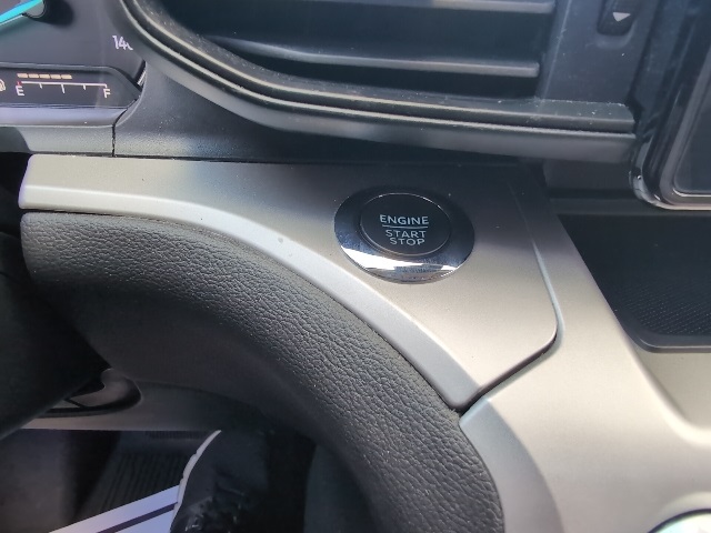 2022 Ford Explorer XLT photo 31