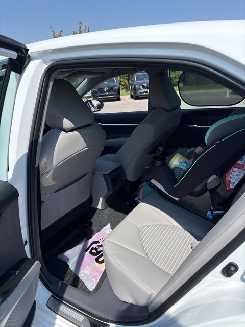 2024 Toyota Camry SE photo 10