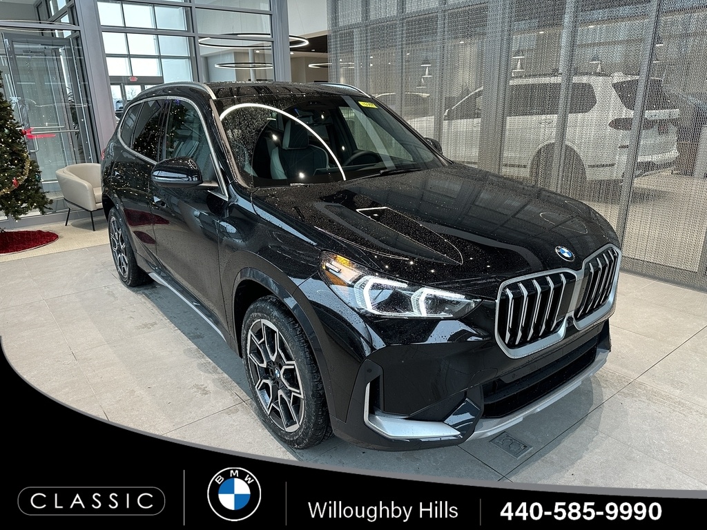 2026 BMW X1 28i's photo