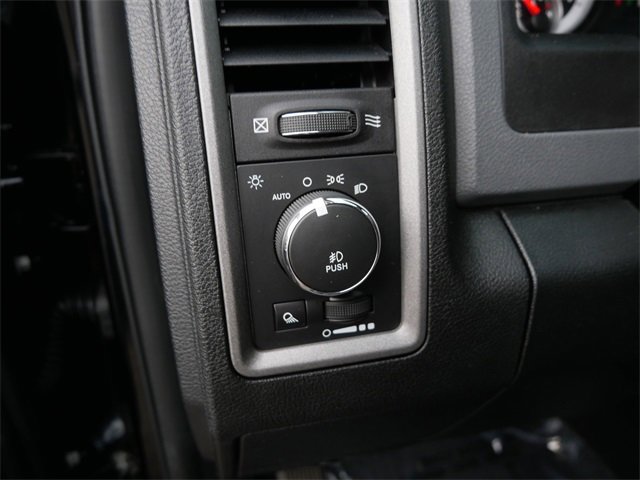 2014 Ram 1500 Tradesman photo 13