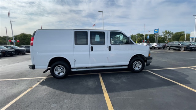 2024 CHEVROLET EXPRESS - Image 9