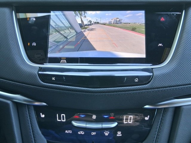 2025 Cadillac XT6 Luxury photo 12