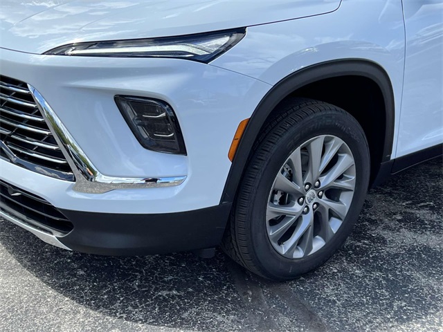 2026 Buick Enclave Preferred photo 8