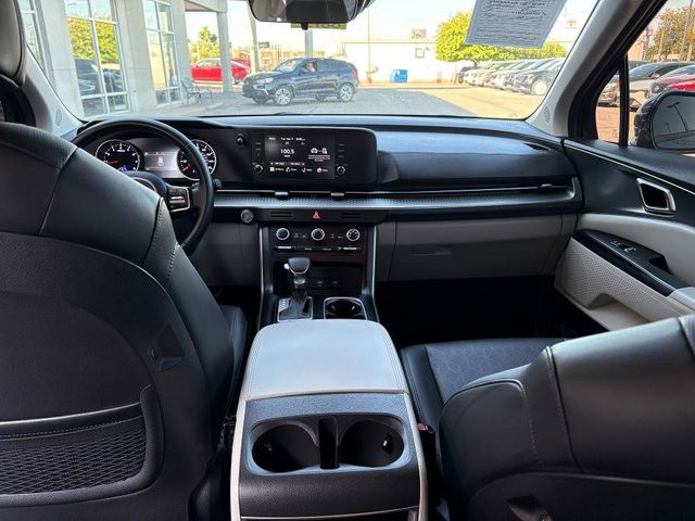 2023 Kia Carnival LX photo 27