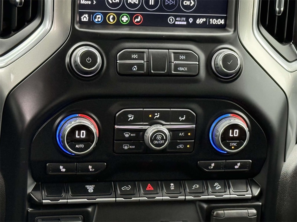 2022 Chevrolet Silverado 2500HD LT photo 20