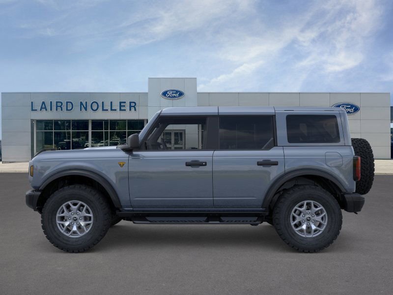 2025 Ford Bronco Badlands photo 3