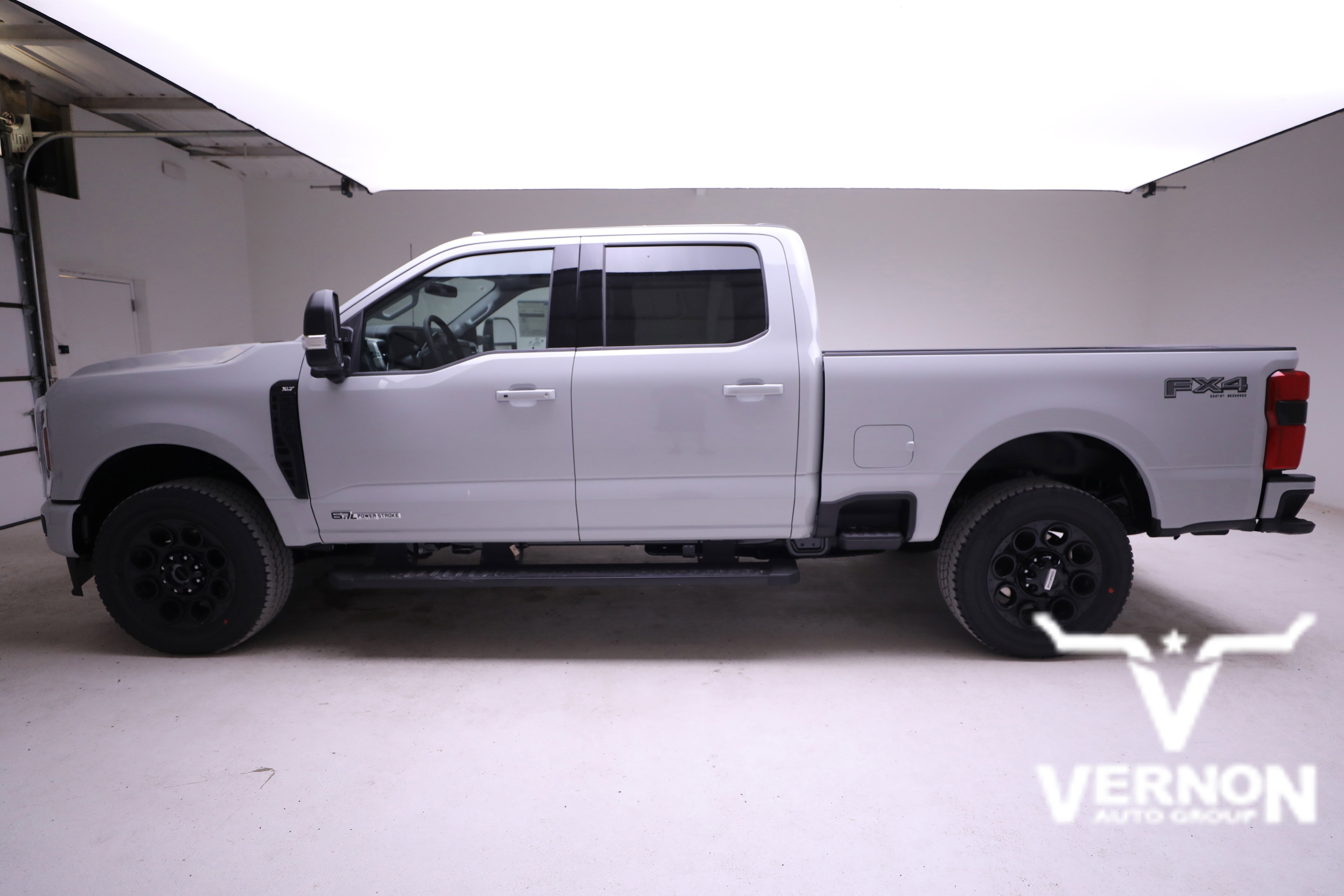 2026 Ford F-250 XLT FX4 photo 2