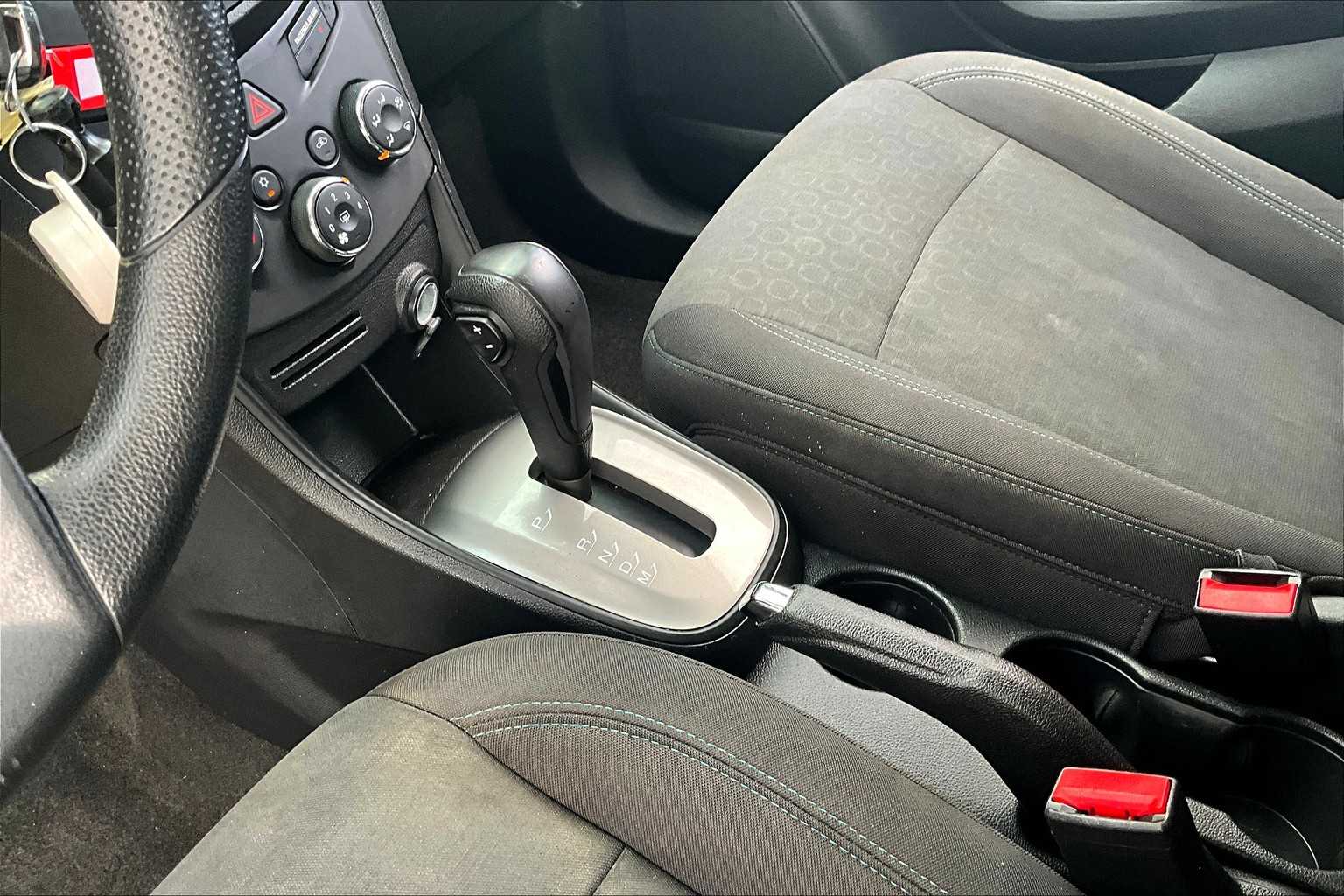 2016 Chevrolet Trax LS photo 14